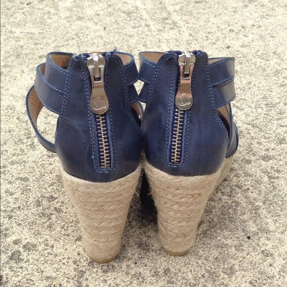 New Mond Italy leather espadrille wedges. Size 7 - Picture 3 of 5